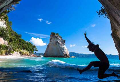 Stray Travel - Cathedral Cove