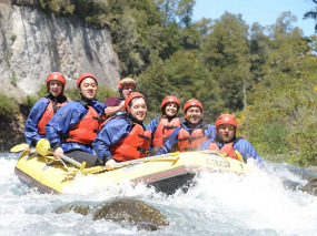 Nouvelle-Zélande - Parc national de Tongariro - Rafting en eaux vives sur la rivière Tongariro