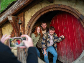 Nouvelle -Zélande - Waikato - Cheeky Kiwi Travel © Hobbiton Movie Set