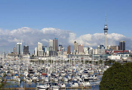 Nouvelle-Zélande - Auckland - Survol de Auckland © Chris McLennan, Tourism New Zealand
