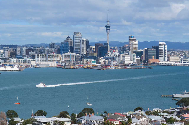 Nouvelle-Zélande - Auckland - Bush and Beach
