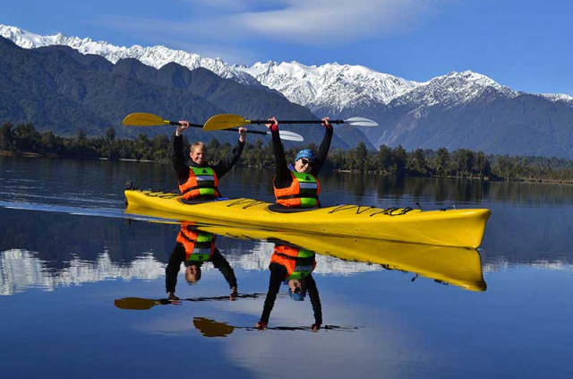 Nouvelle-Zélande - Franz Josef - Kayak sur le lac Mapourika et marche dans la forêt jurassique