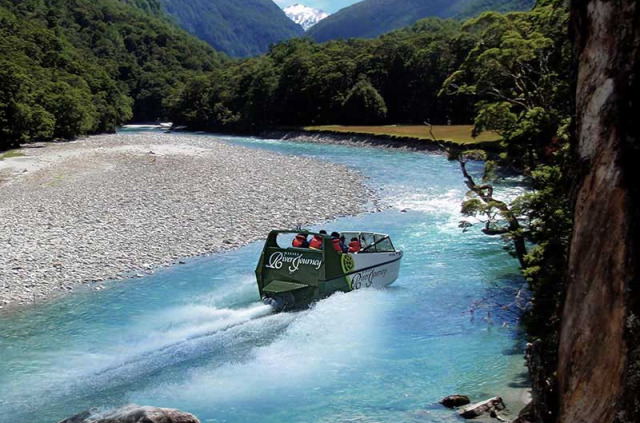 Nouvelle-Zélande - Wanaka - Jet boat sur la rivière Matukituki et randonnée sauvage